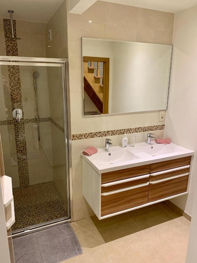 Appartement Chez Agnes 布鲁塞尔 外观 照片