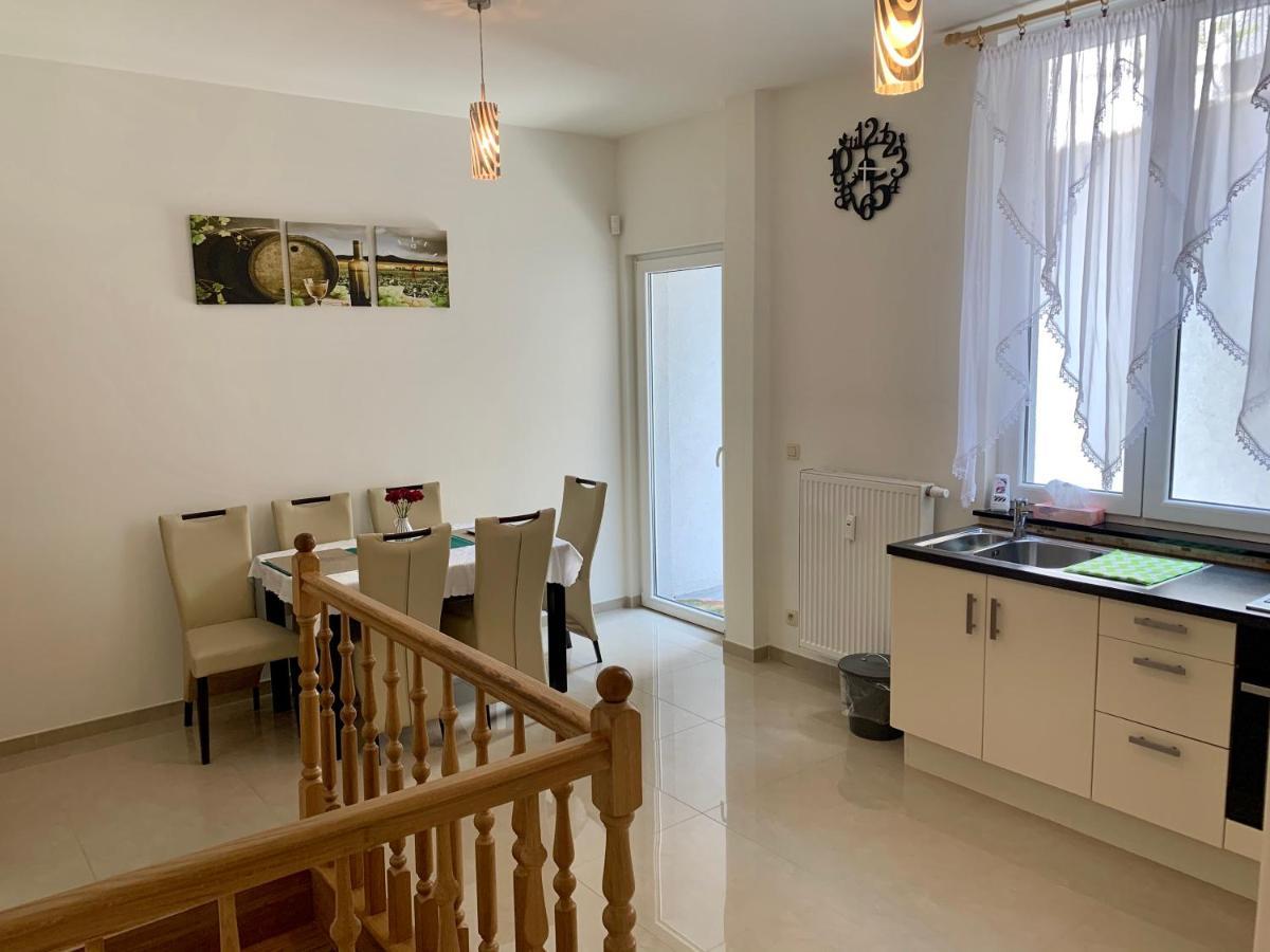 Appartement Chez Agnes 布鲁塞尔 外观 照片